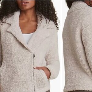 Barefoot Dreams Cream Teddy Jacket large